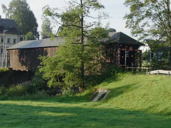 ich dachte immer, sowas gibts in meiner Ecke garne...Hennersdorf