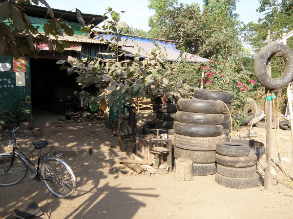 offenbar Handelsware eines Reifenschusters ...