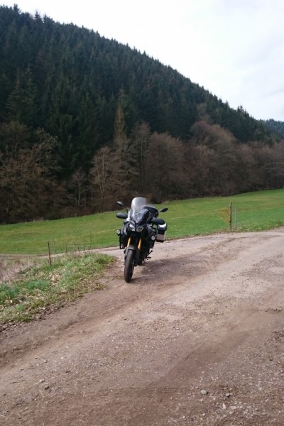 030416.JPG (276.99 KiB) 4718 mal betrachtet kurz vorm Nürburgring