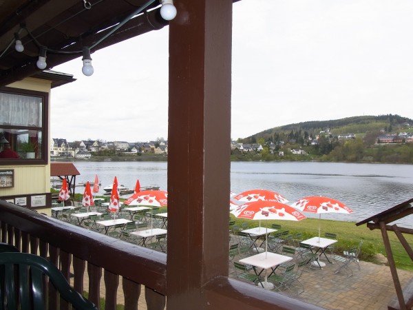 entspannt an der Bleilochtalsperre...