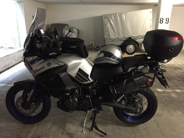 IMG_0489.JPG (139.25 KiB) 9594 mal betrachtet etwas dunkel, - war in der Tiefgarage.