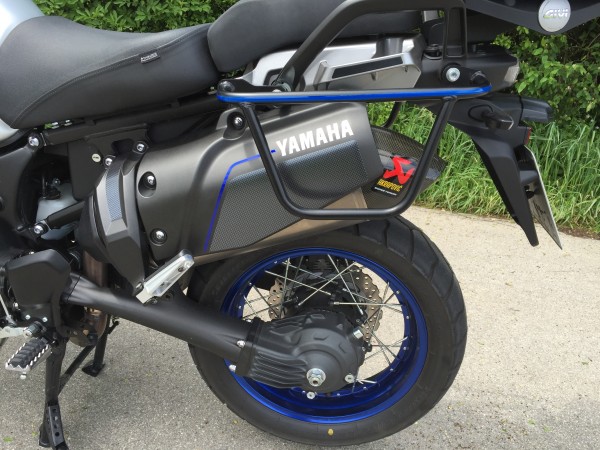 IMG_0483.JPG (234.18 KiB) 6135 mal betrachtet lasse die original Abdeckung dran. Der Pott war teuer genug...