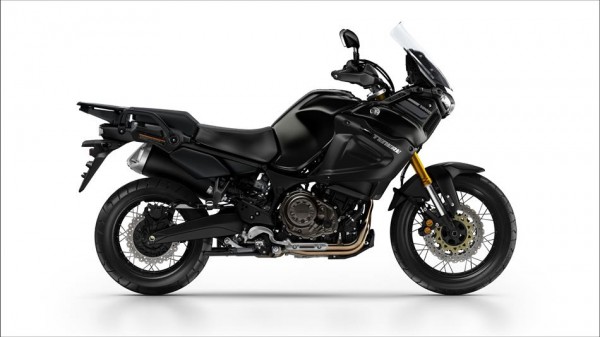 2017-Yamaha-XT1200ZE-Super-Tenere-EU-Tech-Black-Studio-002.jpg