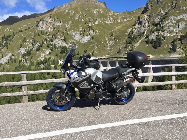 IMG_1057.JPG (337.38 KiB) 5037 mal betrachtet HF-Carbon in glänzend