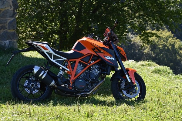 ktm1.jpg