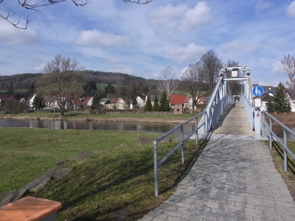 Schaukelbrücke im schönen Muldental