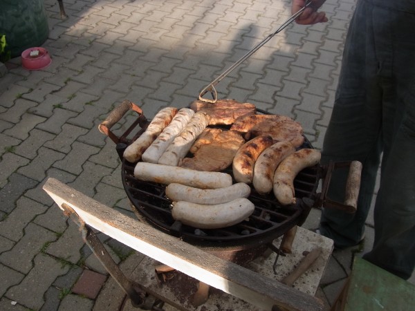 was gibts Schöneres, als nach ner tollen Tour bei Bier und Fleisch zu entspannen...