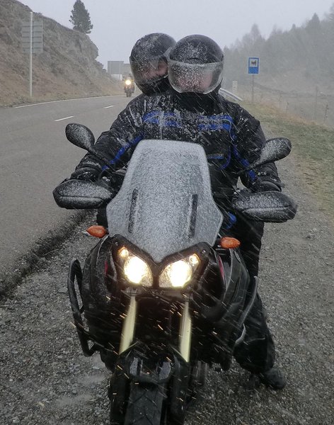 Schnee.jpg (508.08 KiB) 5717 mal betrachtet Geht doch