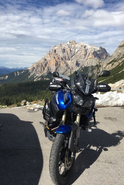 Vor 2 Tagen lag hier am Passo di Valparola noch Schnee