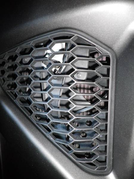 IMGP0007.JPG (257.54 KiB) 5185 mal betrachtet Bohrungen von außen fast nicht erkennbar