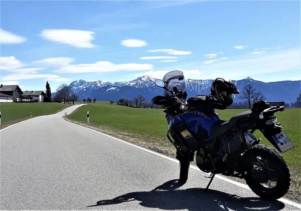 2018_04_02_Eröffnung (2).jpg (387.25 KiB) 3625 mal betrachtet Kleinste Sträßchen nach meinem Geschmack...