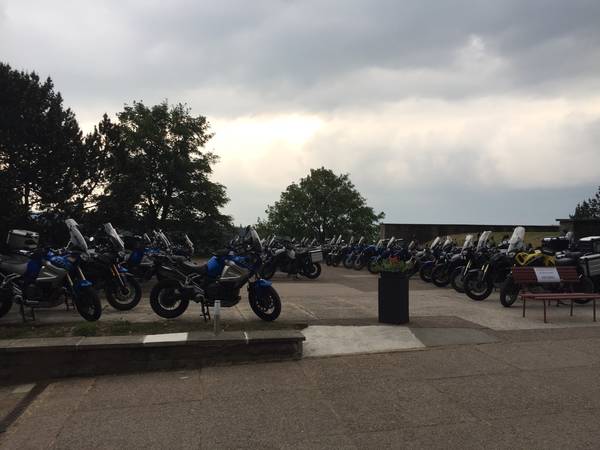 38A4F743-2827-4D53-9617-B7C213D80D81.jpeg (564.05 KiB) 3128 mal betrachtet XT‘s hinter einer Bank