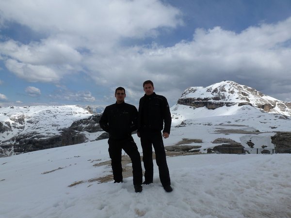 Auf 2.950m liegt noch Schnee