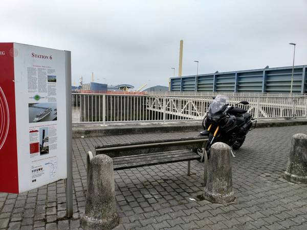 IMG_20180602_123200065_HDR.jpg (292.38 KiB) 3067 mal betrachtet Ems-Sperrwerk