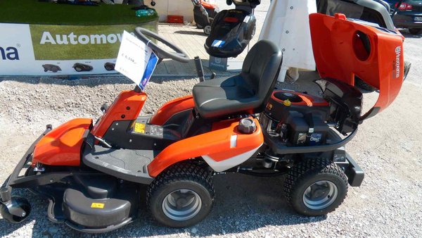 Neue BMW mit Heckmotor.jpg