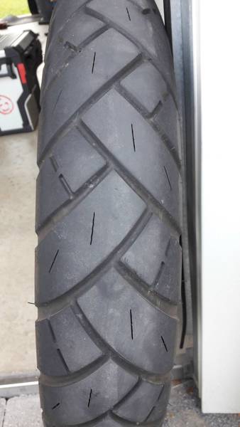 007.jpg (144.86 KiB) 6668 mal betrachtet Reifen vorne