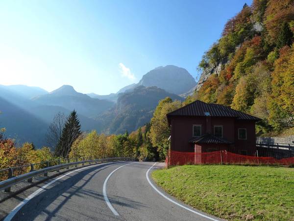 ... die letzten Sonnenstrahlen, am Weg zum Plöckenpass