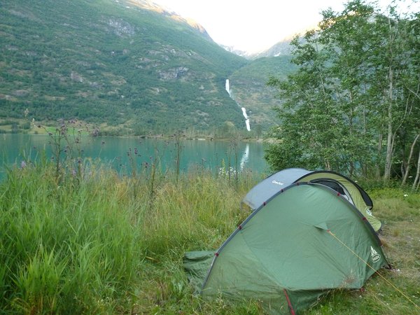 Nachtlager in der nähe vom Briksdal