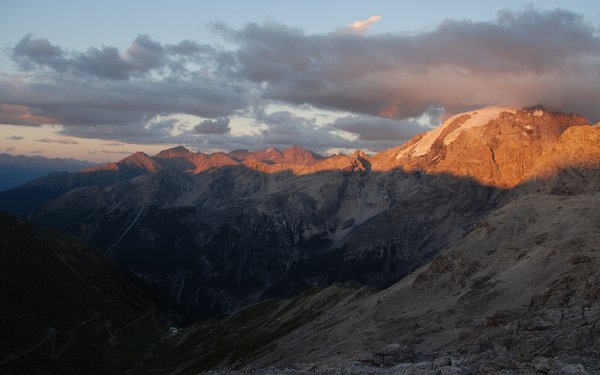 Alpenglühen am Stilfser Joch #2