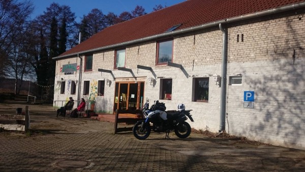 DSC_0568.JPG (313.77 KiB) 5149 mal betrachtet Die Scheune Dobrikow im Februar