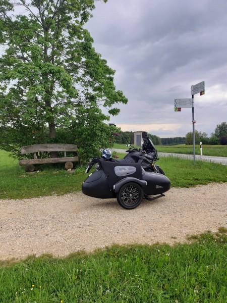 20190529_151411.jpg (565.49 KiB) 2384 mal betrachtet Bank auf der Alb bei Schalkstetten gefunden