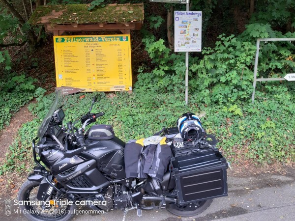 20190808_134134.jpg (616.05 KiB) 3208 mal betrachtet Ich mach de Jakobsweg mit de XT
