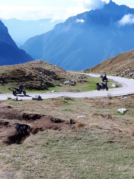 20191005_115028.jpg (412.18 KiB) 2276 mal betrachtet … schon an der Mautstelle hieß es "... heute fast nix los..." ;-)))