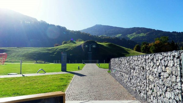 comp_Kristall Welten   (1 (1).jpg