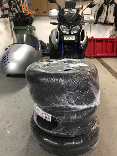 2EB7E845-B849-4A91-BF03-D585DE5C315B.jpeg (538.03 KiB) 2565 mal betrachtet Reifen- Hamstereinkauf