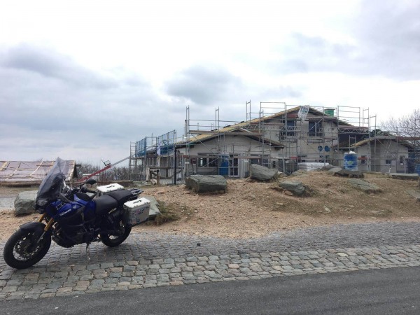 IMG-20200403-WA0007.jpg (249.46 KiB) 2359 mal betrachtet Großer Feldberg, endlich passiert hier mal etwas ...