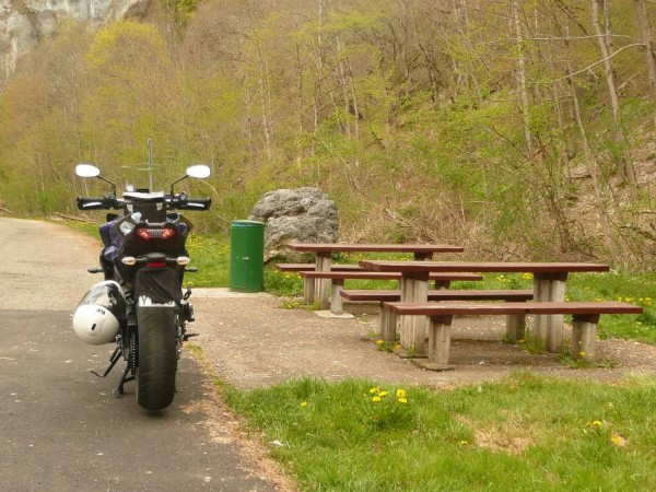 200420-Donautal-2.JPG (160.57 KiB) 2852 mal betrachtet Bänke von gestern