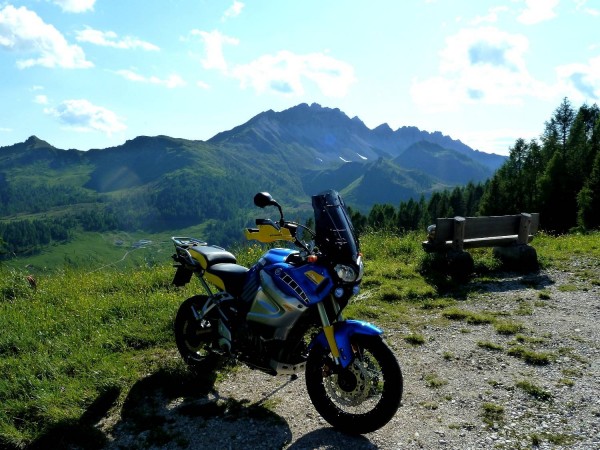 XT. vor Bank.JPG