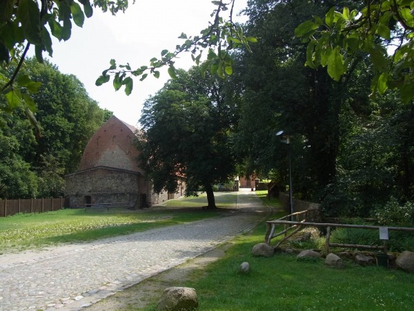 eingangsbereich der burg...