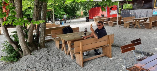 IMG-20200814-WA0001.jpg (287.41 KiB) 2252 mal betrachtet Helmut nur für dich. Brezel am Starnbergersee