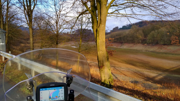 2021.01.01 (7).jpg (603.23 KiB) 3396 mal betrachtet Hennesee