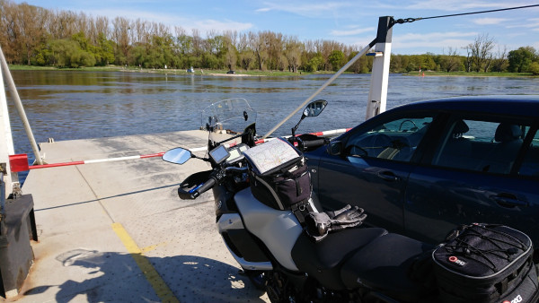 A45B8F46-B063-4D06-AF82-EC3714F3495D.jpeg (787.63 KiB) 2519 mal betrachtet Pendelfähre Werben