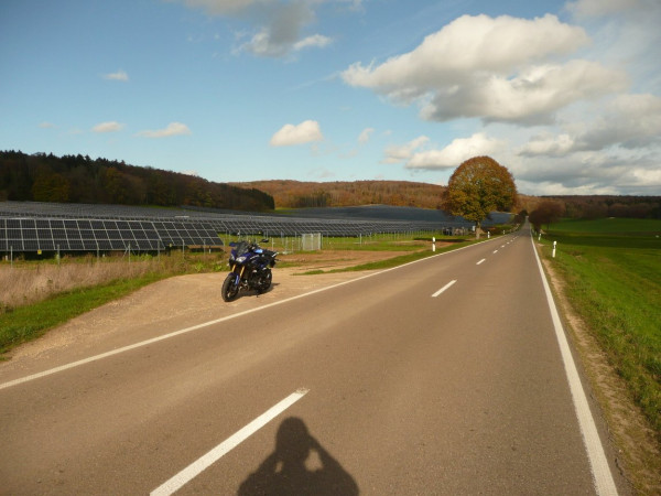 221102-Ladegerät.JPG (220.82 KiB) 3596 mal betrachtet Solarpark Granheim