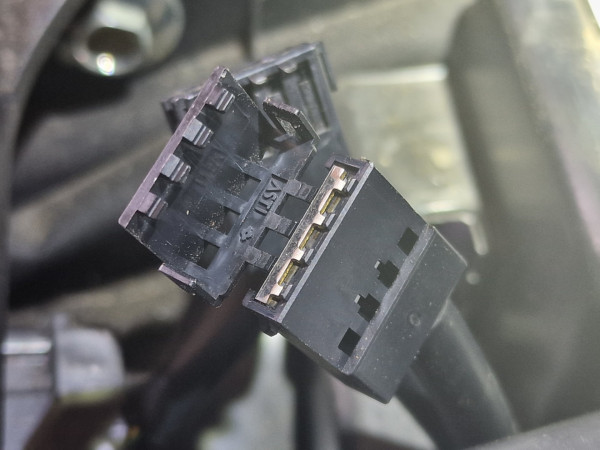 20230804_160842.jpg (360.52 KiB) 5573 mal betrachtet Kontaktverbinder - coupler open