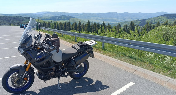 IMG_20250514_121924.jpg (655.72 KiB) 3105 mal betrachtet Parkplatz Wasserkuppe