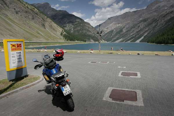 Schaut mal auf die Spritpreise...