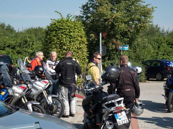 DSCN0607.jpg (194.68 KiB) 2830 mal betrachtet Start bei McWürg