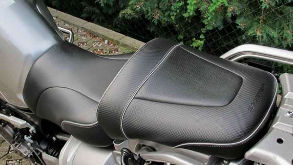 XT_ST_Bagster_Sitzbank_02.jpg