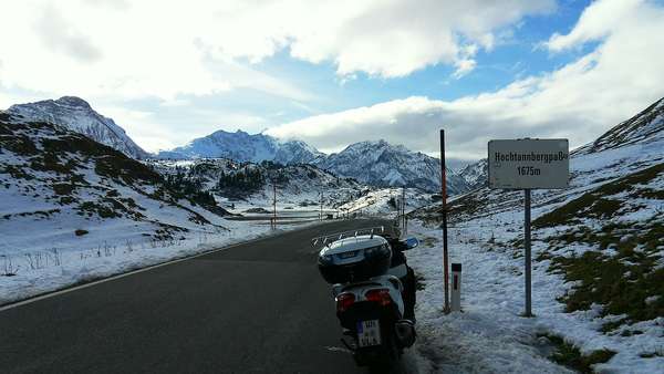 Bei 3° und bisschen Schnee gehts weiter