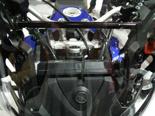 Neuer Scheibenrahmen und Scheibe.jpg (108.45 KiB) 3296 mal betrachtet Neuer Scheibenrahmen und Scheibe