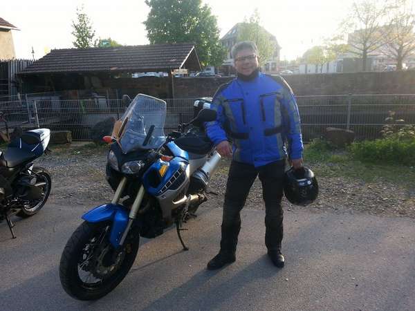 Meine maßgeschneiderte Jacke von devil&crew..jpg