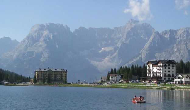 Lago di Misurina.jpg