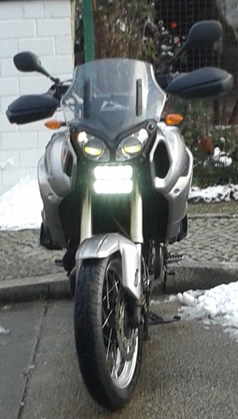 XT1200_TFL.jpg (263.69 KiB) 14344 mal betrachtet Tagfahrlicht