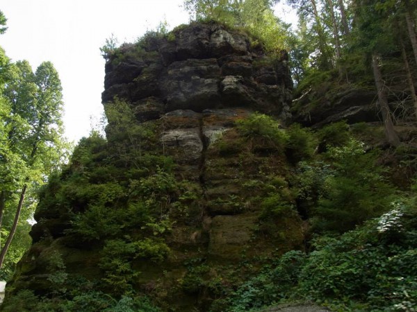 Felsformationen typisch um Bad Schandau..